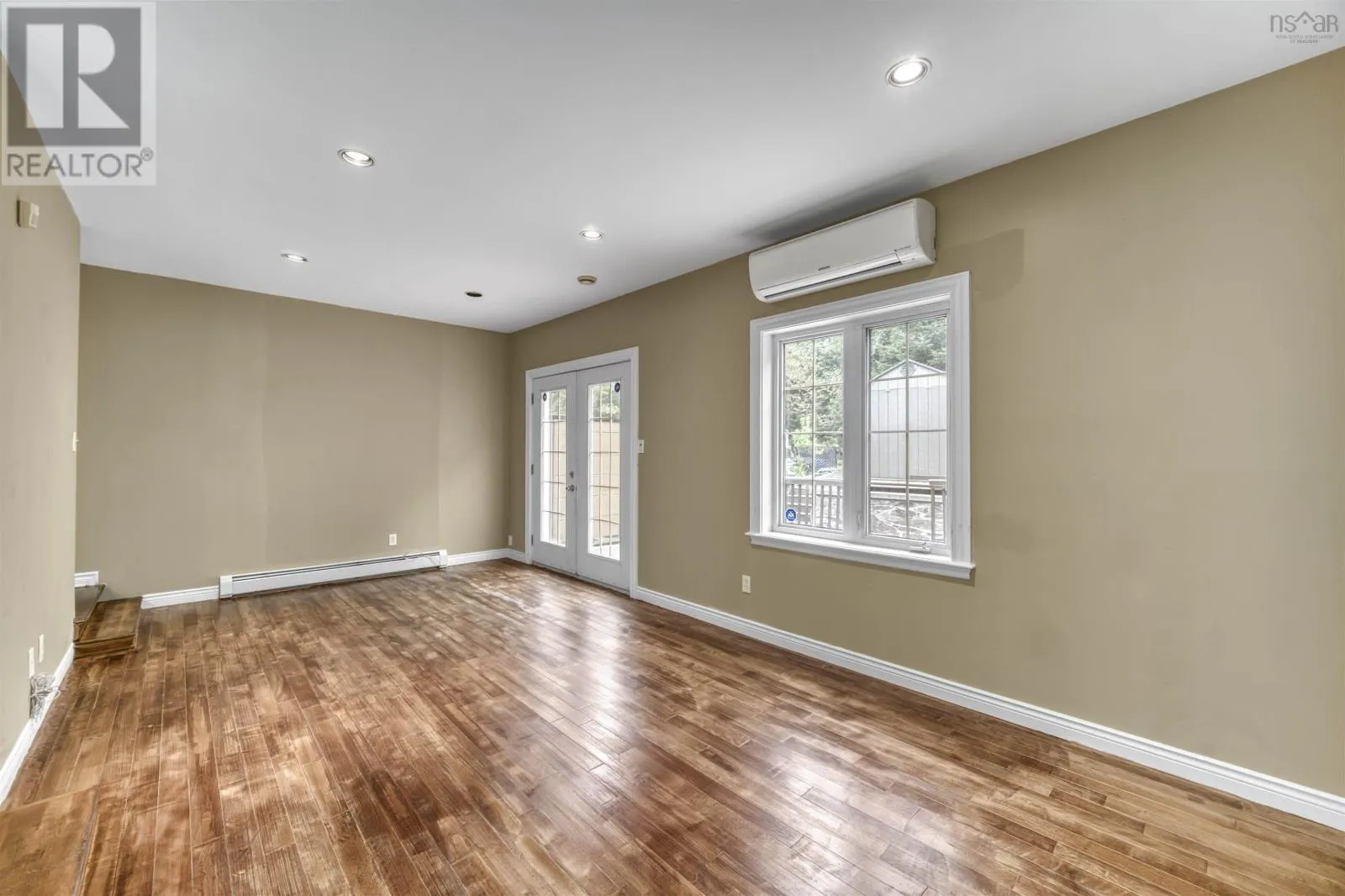4 Wembley Place