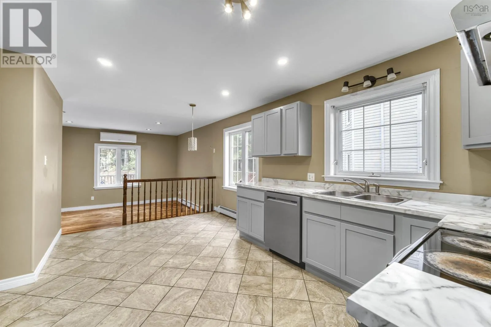 4 Wembley Place