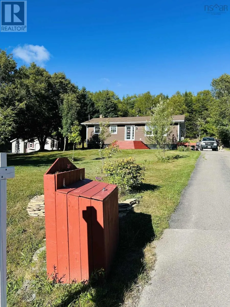 738 Millville Highway