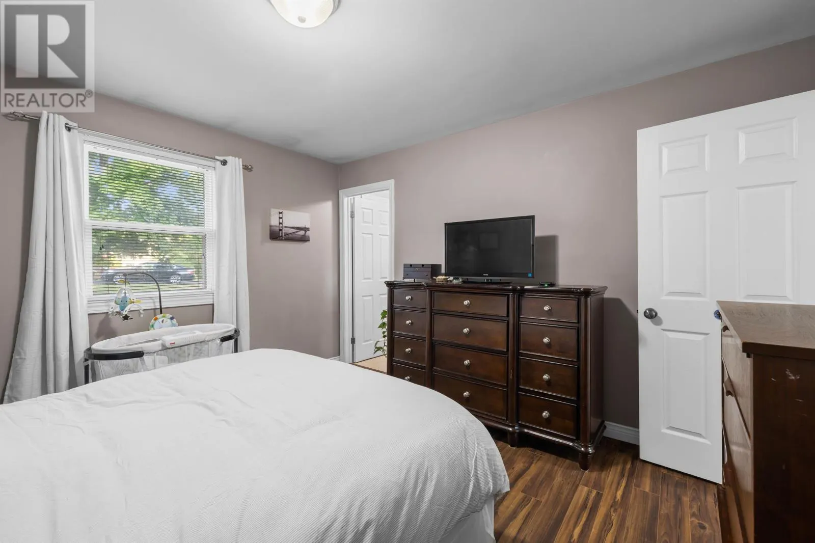 15 Marjorie Crescent