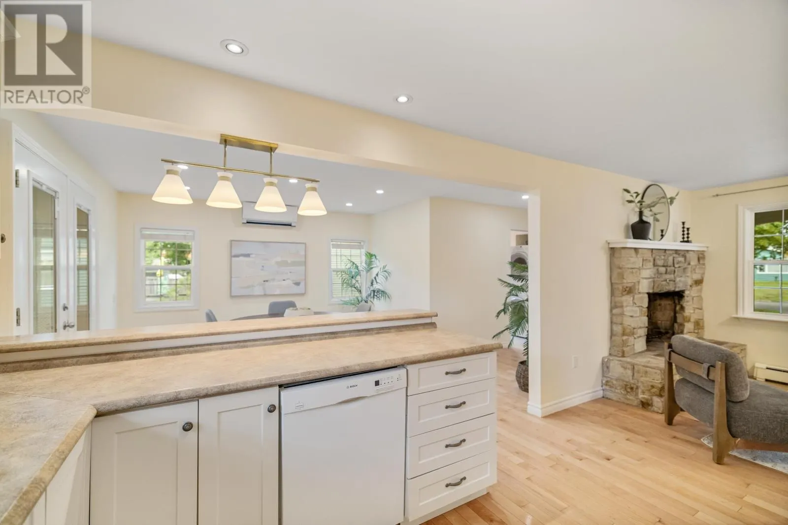 10 Emerald Drive