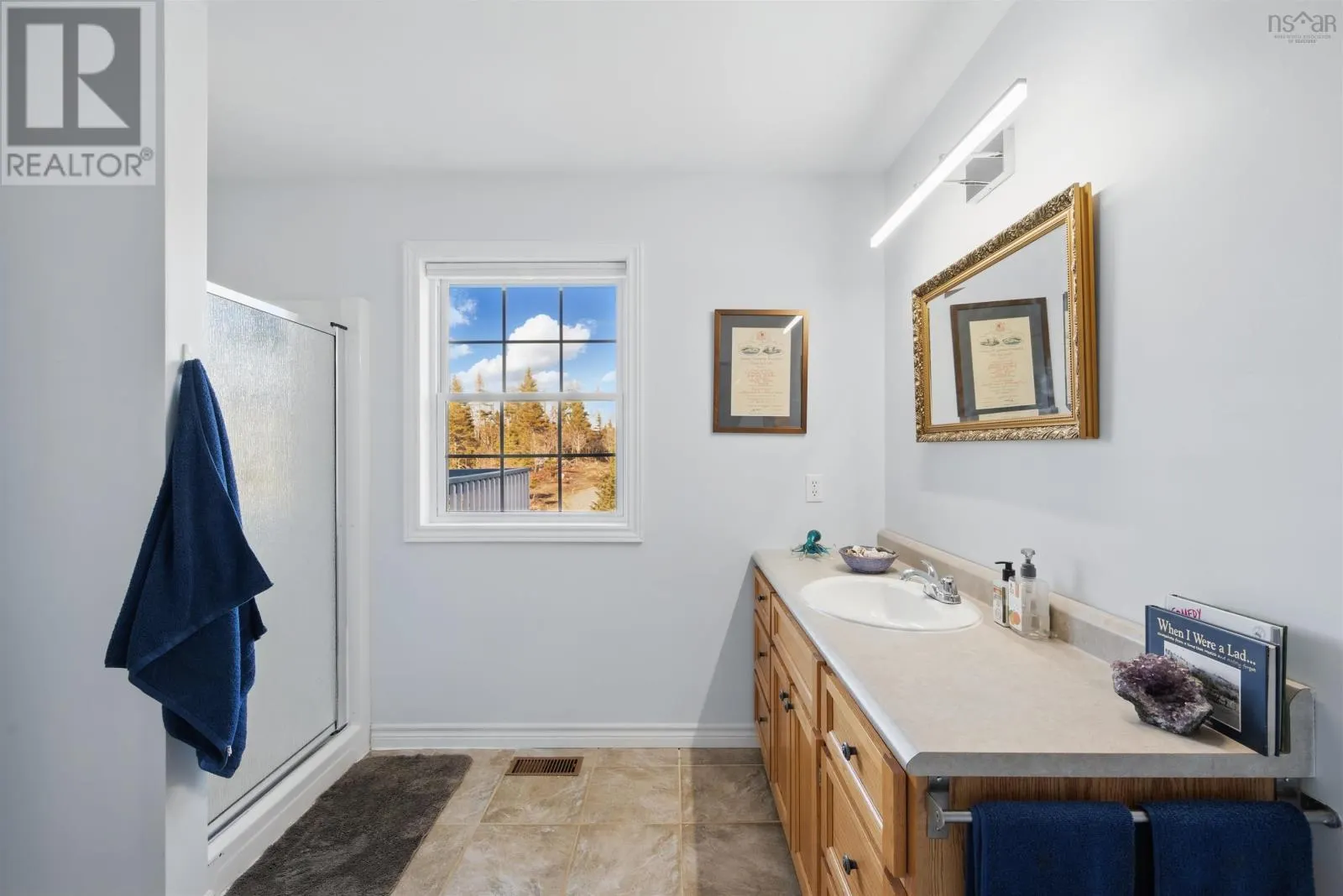 297 Leslie Road