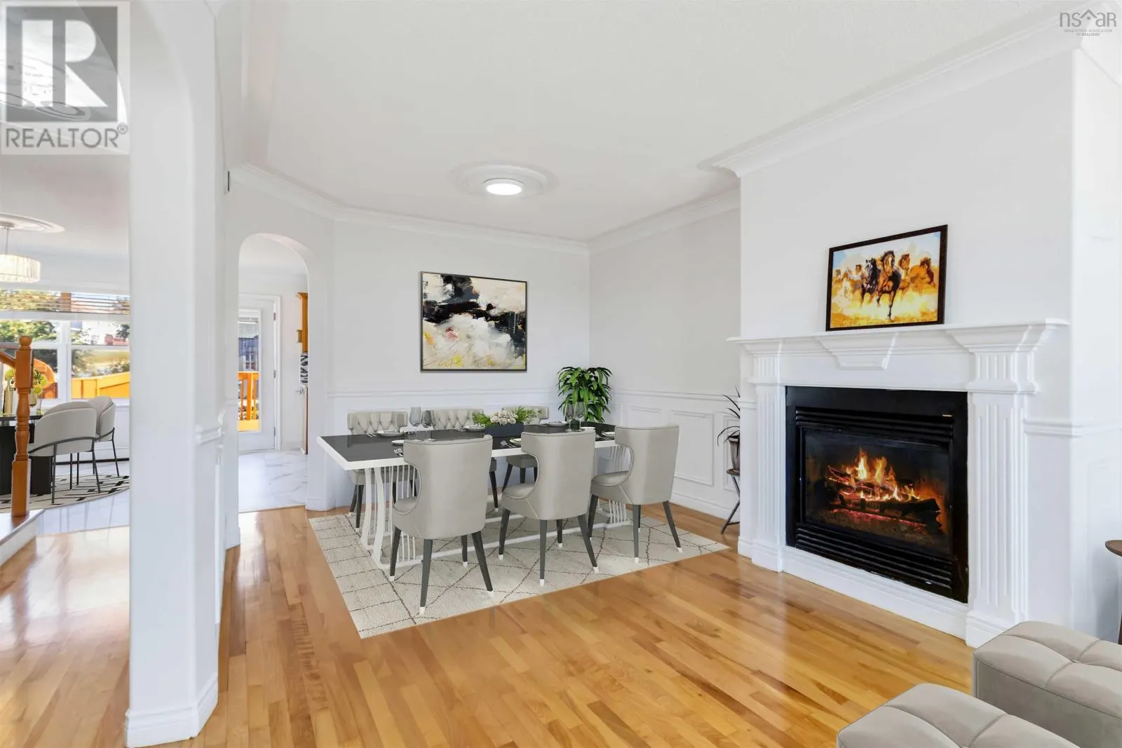 2 Rosehurst Close