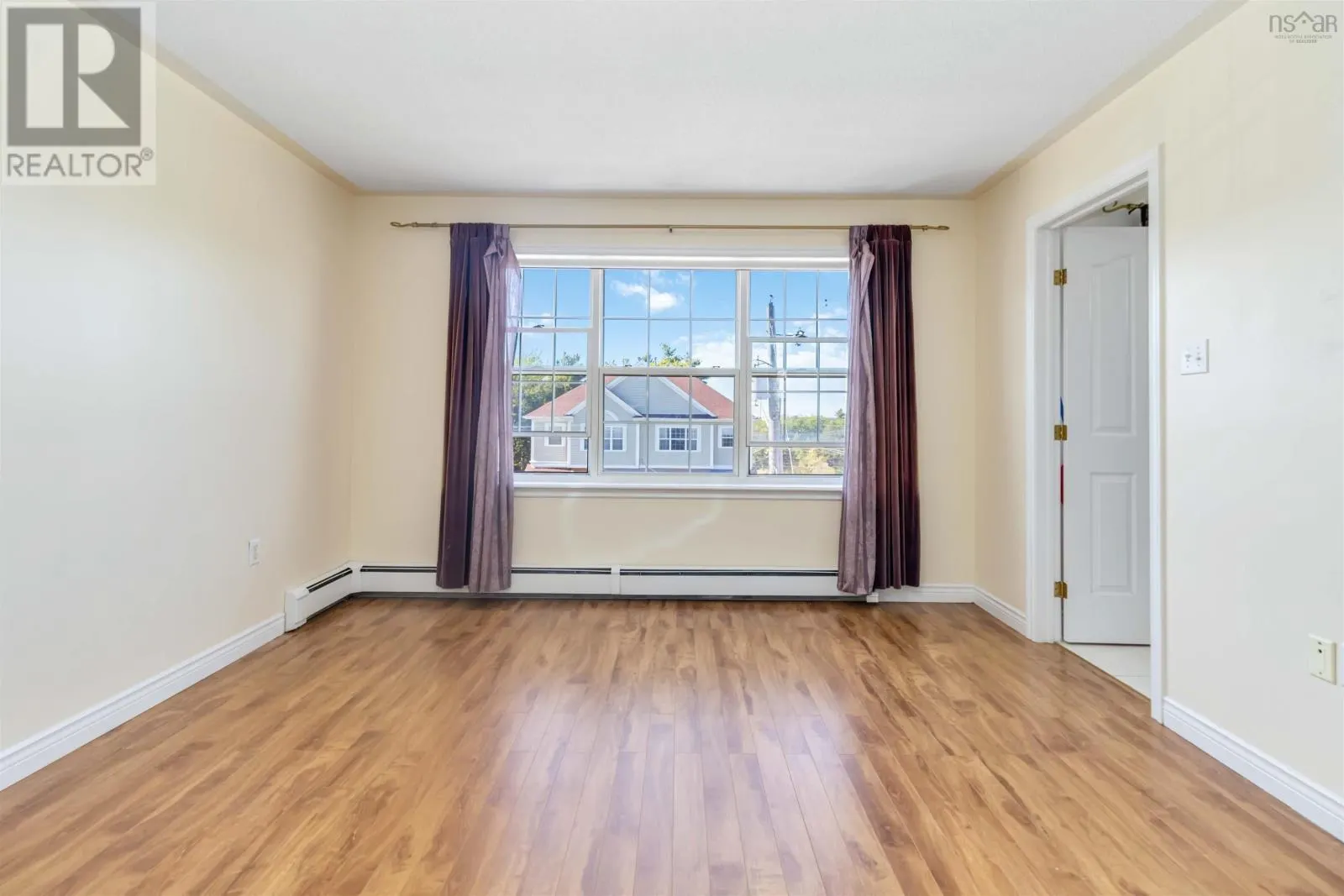 2 Rosehurst Close