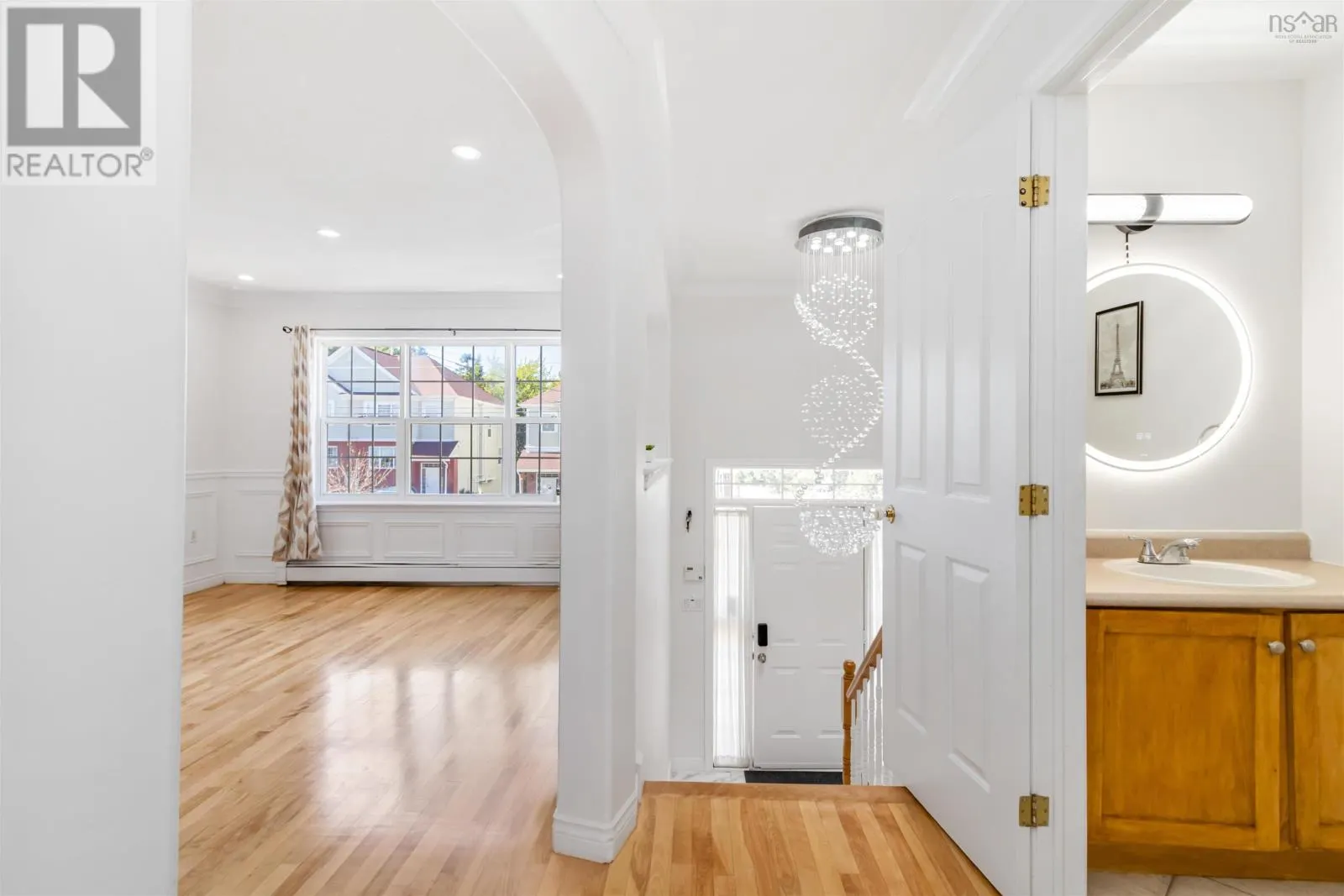 2 Rosehurst Close