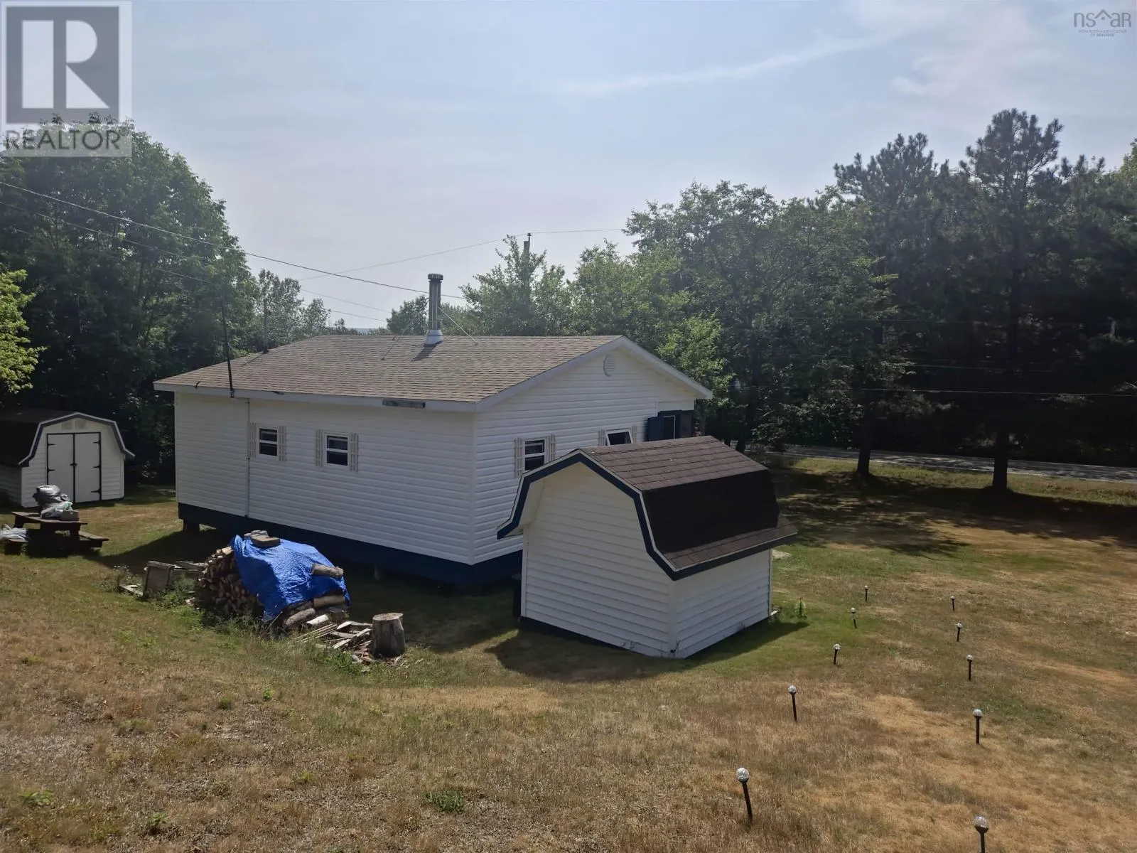 2818 Highway 395