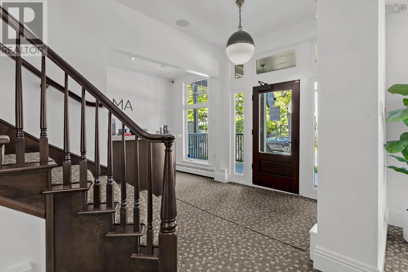6088 Coburg Road