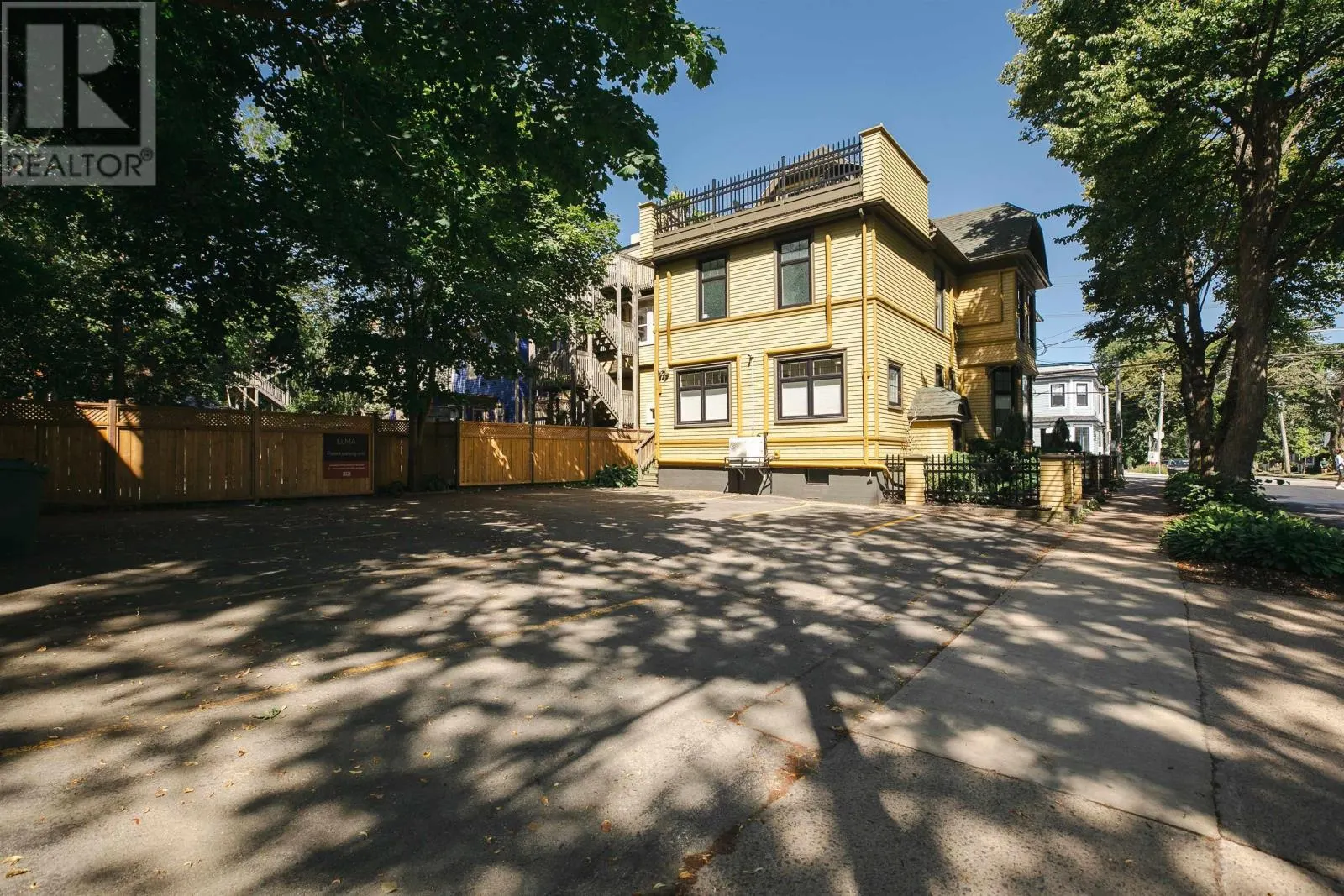 6088 Coburg Road