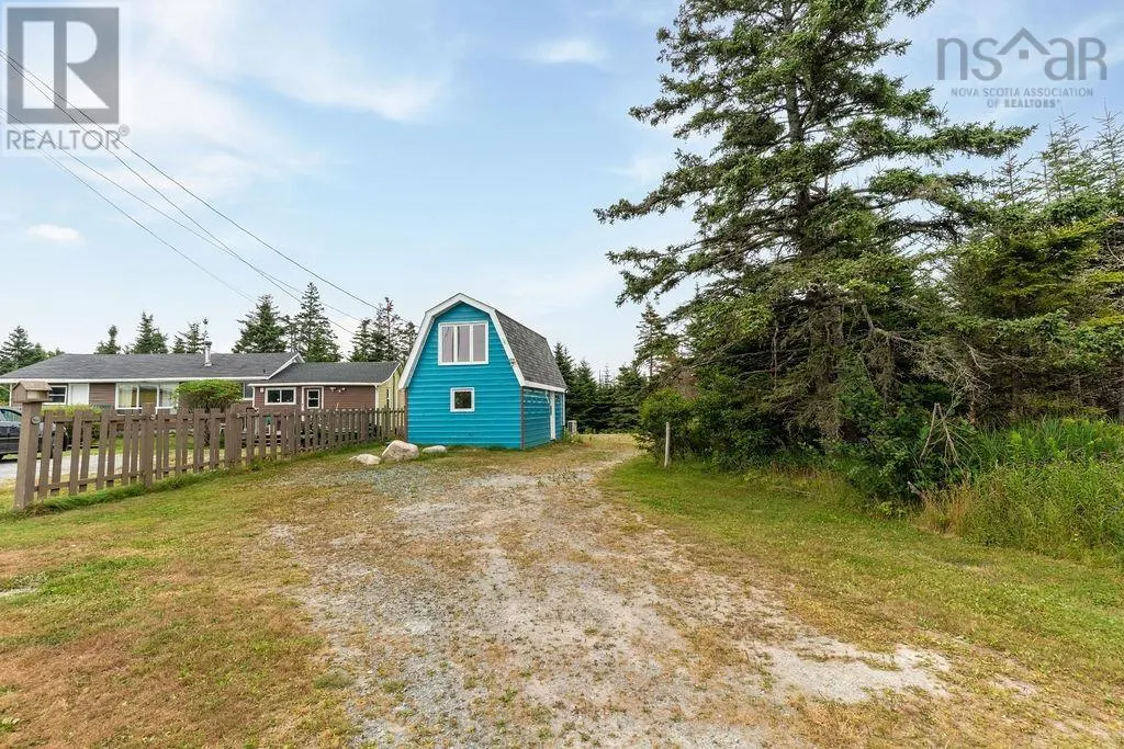 2137B East Petpeswick Road