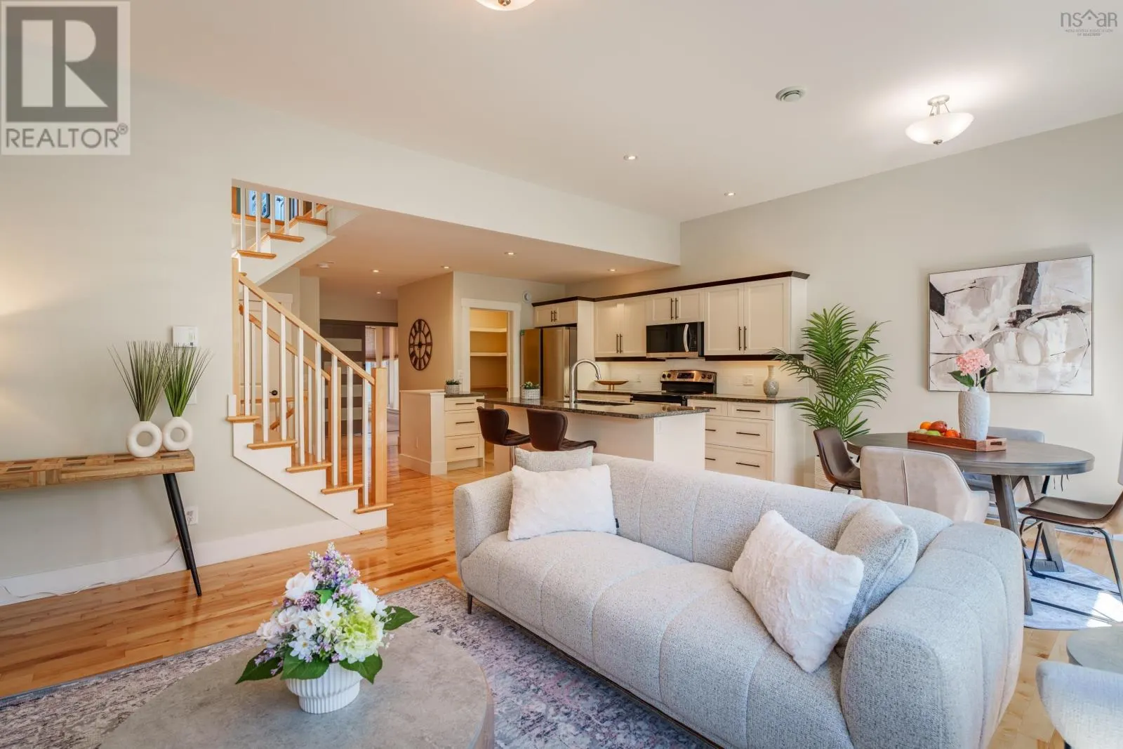 208 Capstone Crescent