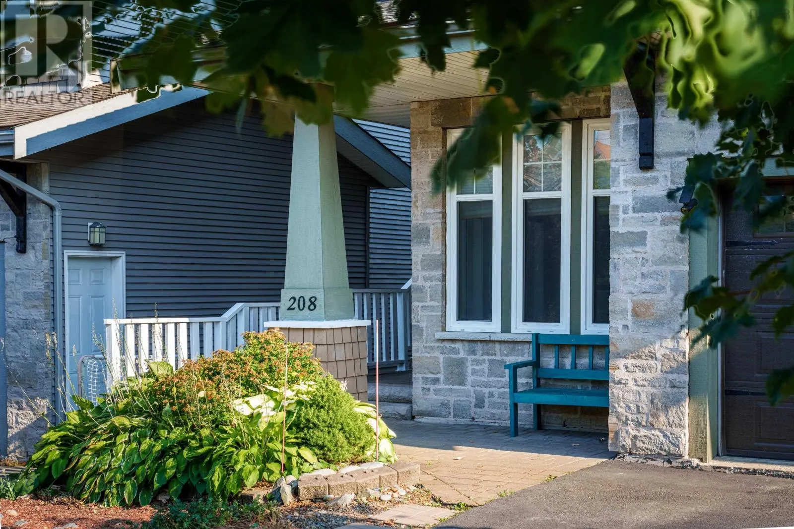 208 Capstone Crescent