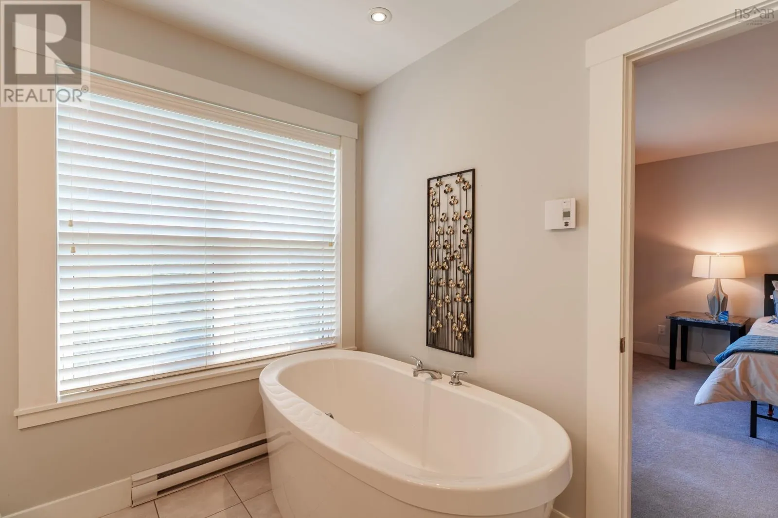208 Capstone Crescent