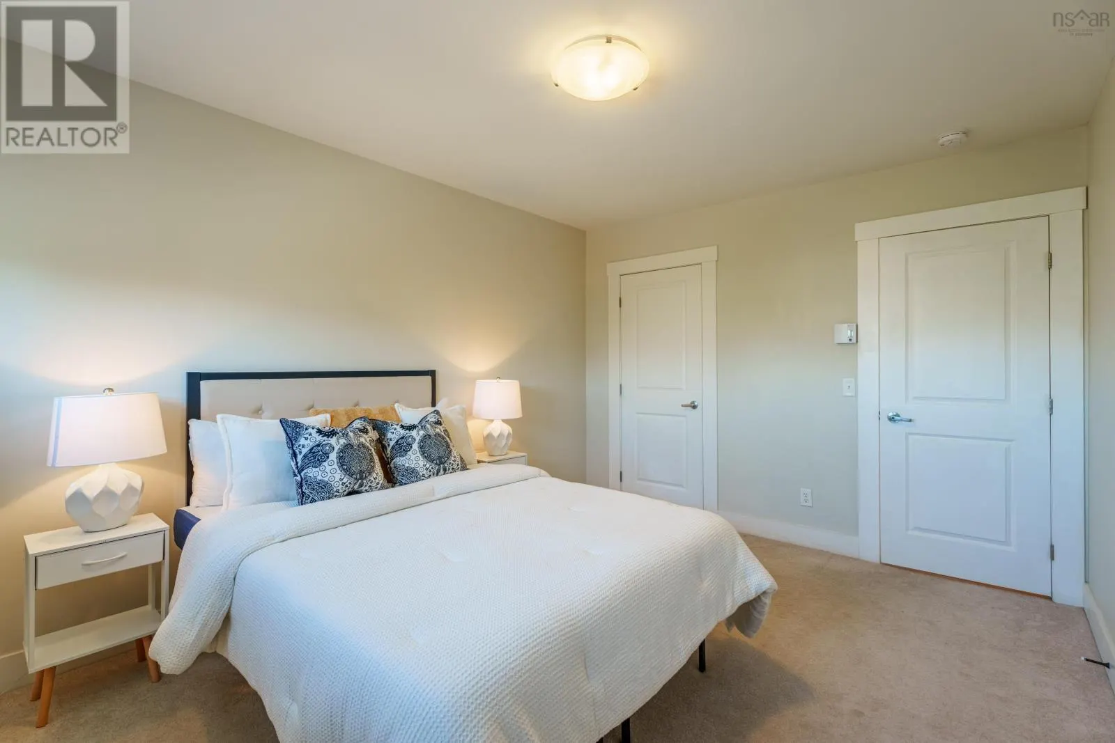 208 Capstone Crescent