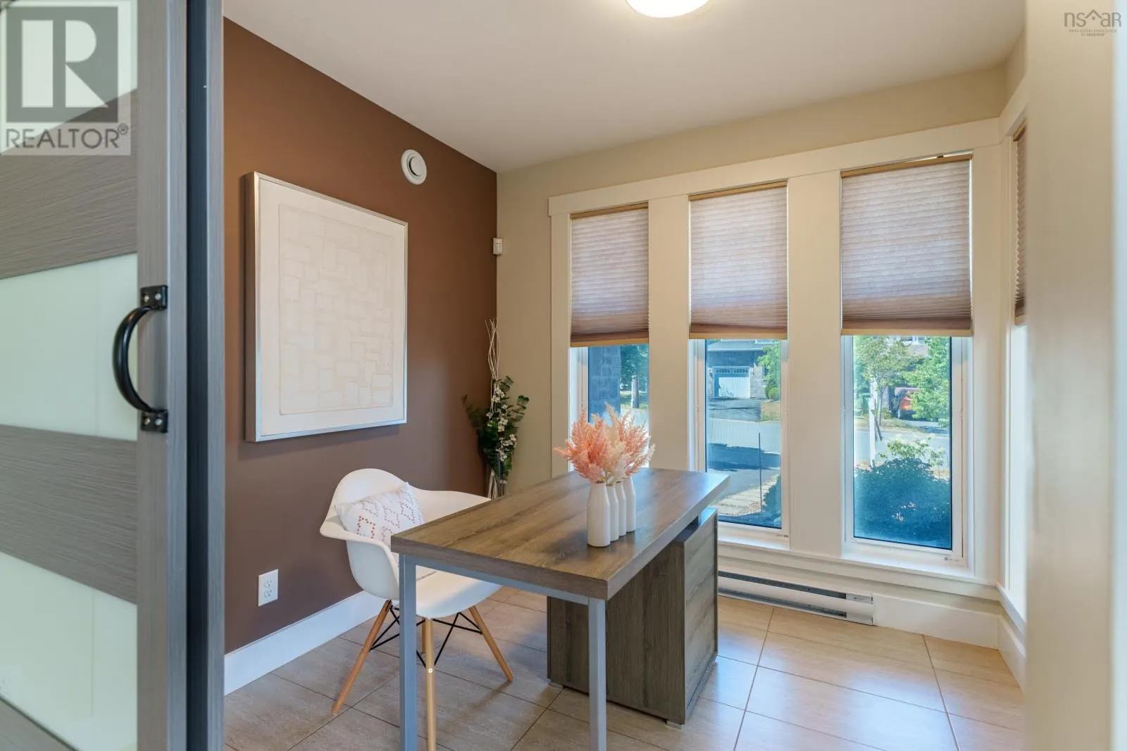 208 Capstone Crescent