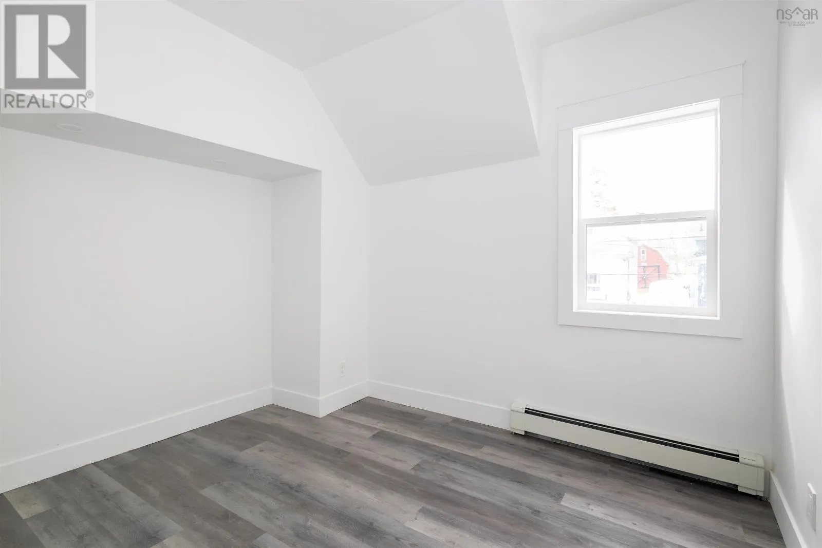 443 Bentinck Street