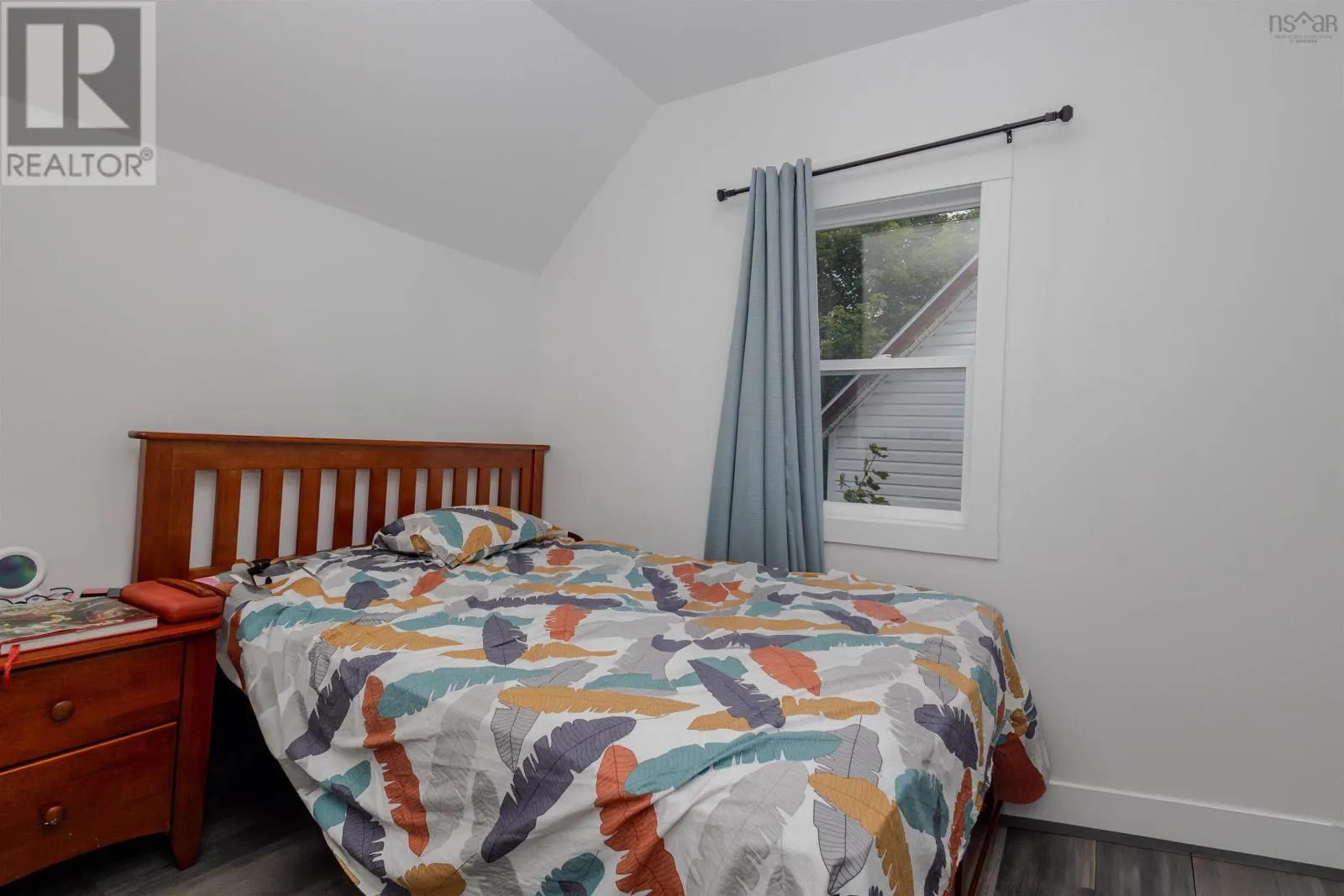 443 Bentinck Street