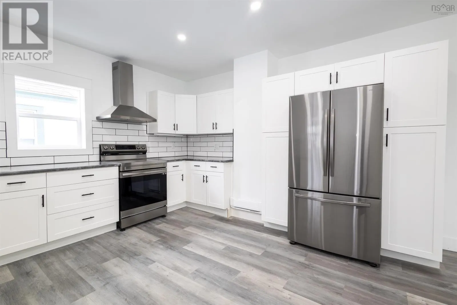 443 Bentinck Street