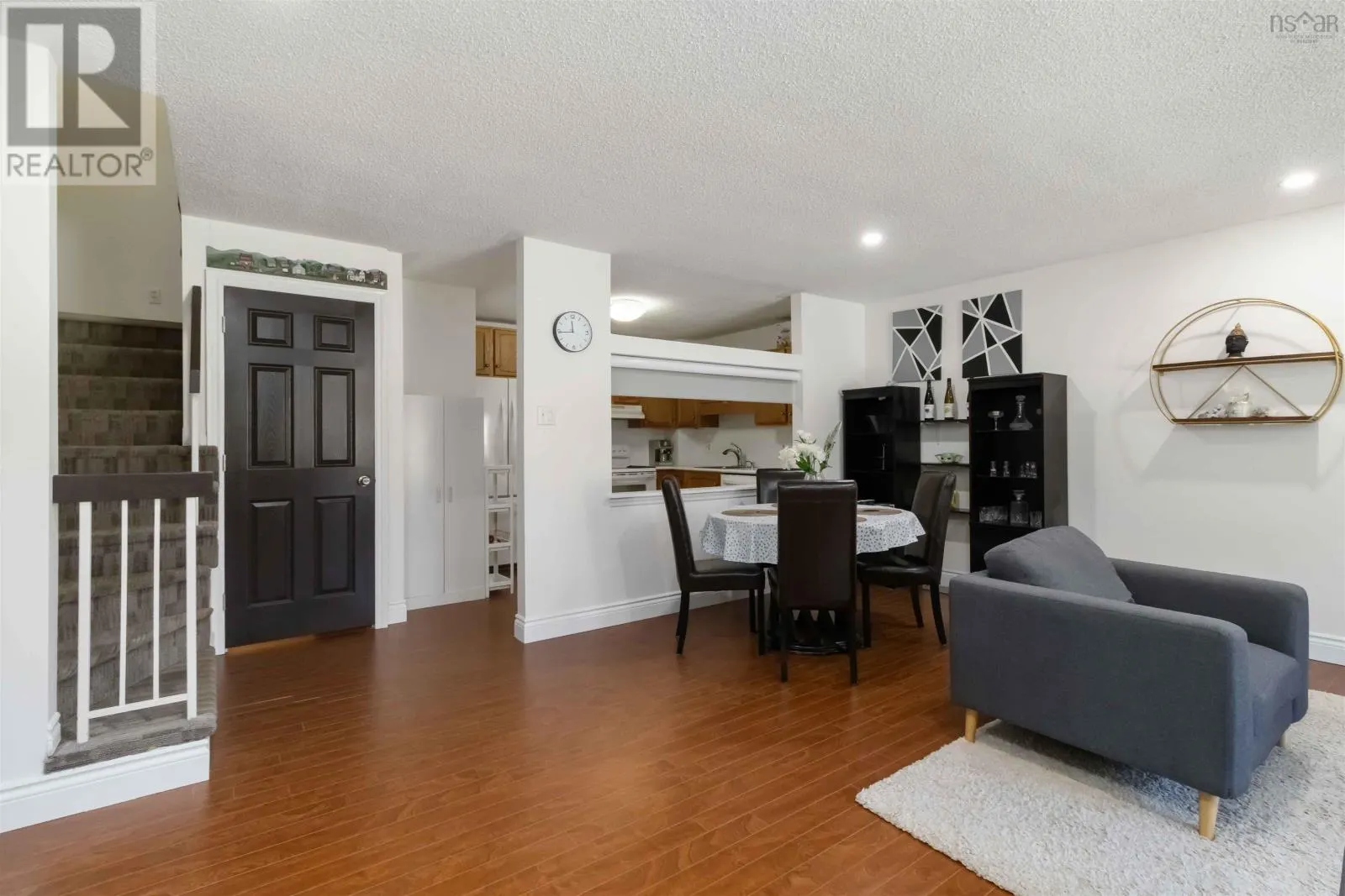 7 73 Collins Grove|Dartmouth