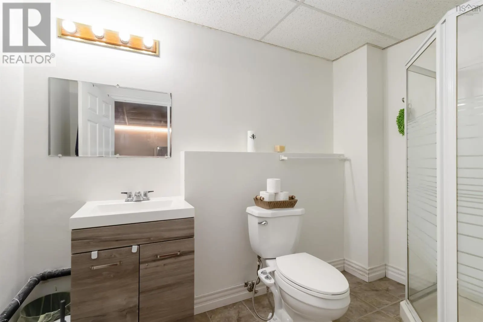 7 73 Collins Grove|Dartmouth