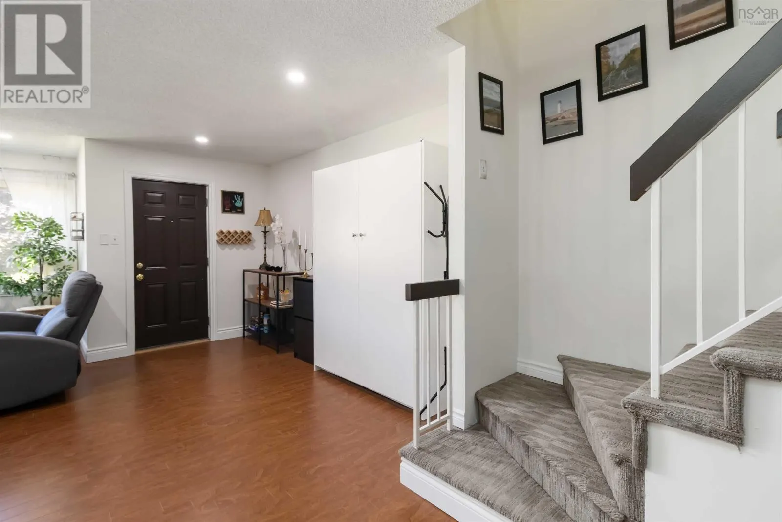 7 73 Collins Grove|Dartmouth