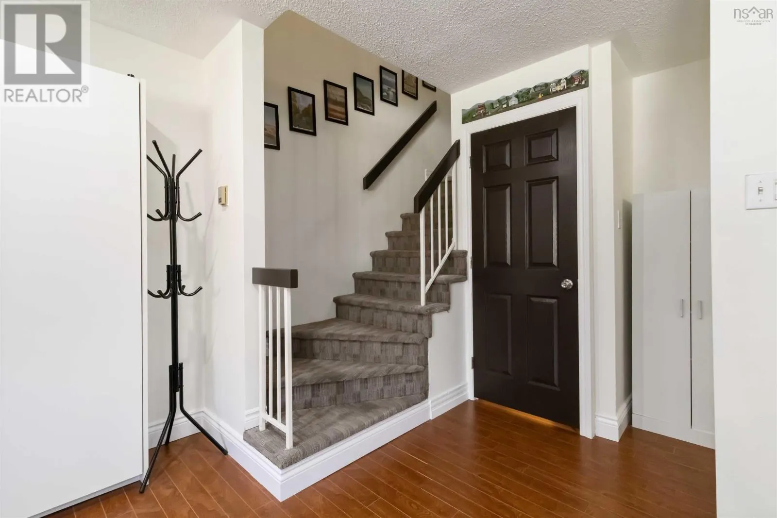 7 73 Collins Grove|Dartmouth