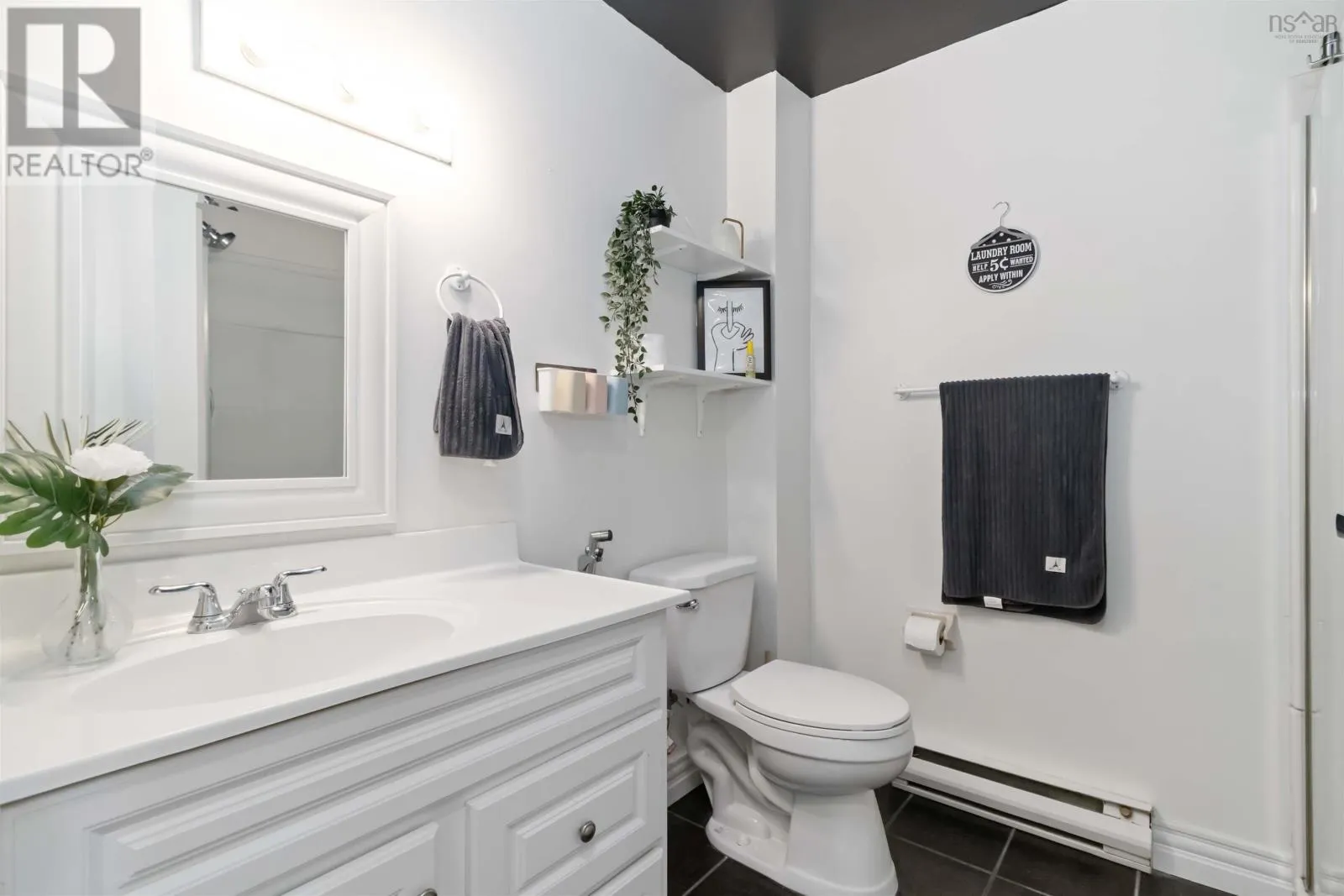 7 73 Collins Grove|Dartmouth