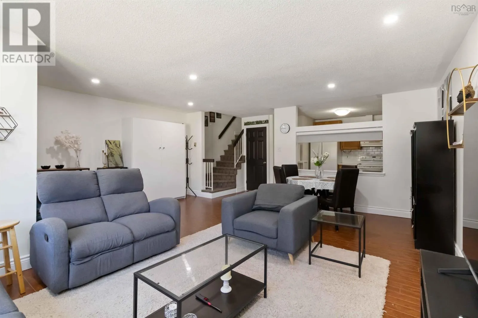 7 73 Collins Grove|Dartmouth