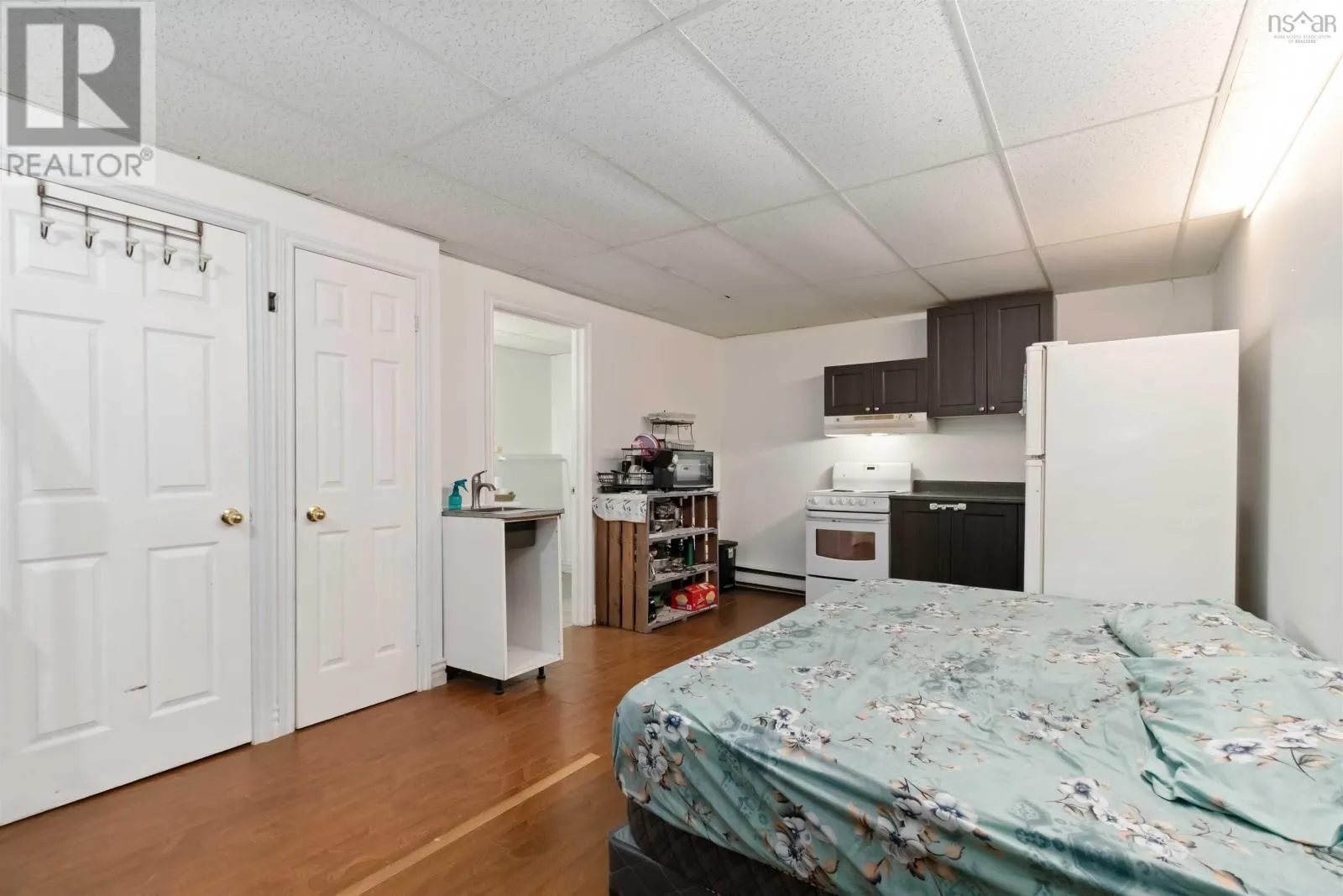 7 73 Collins Grove|Dartmouth