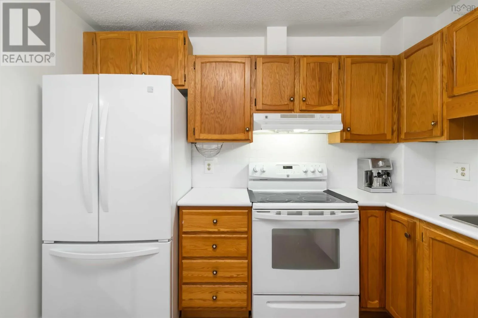 7 73 Collins Grove|Dartmouth