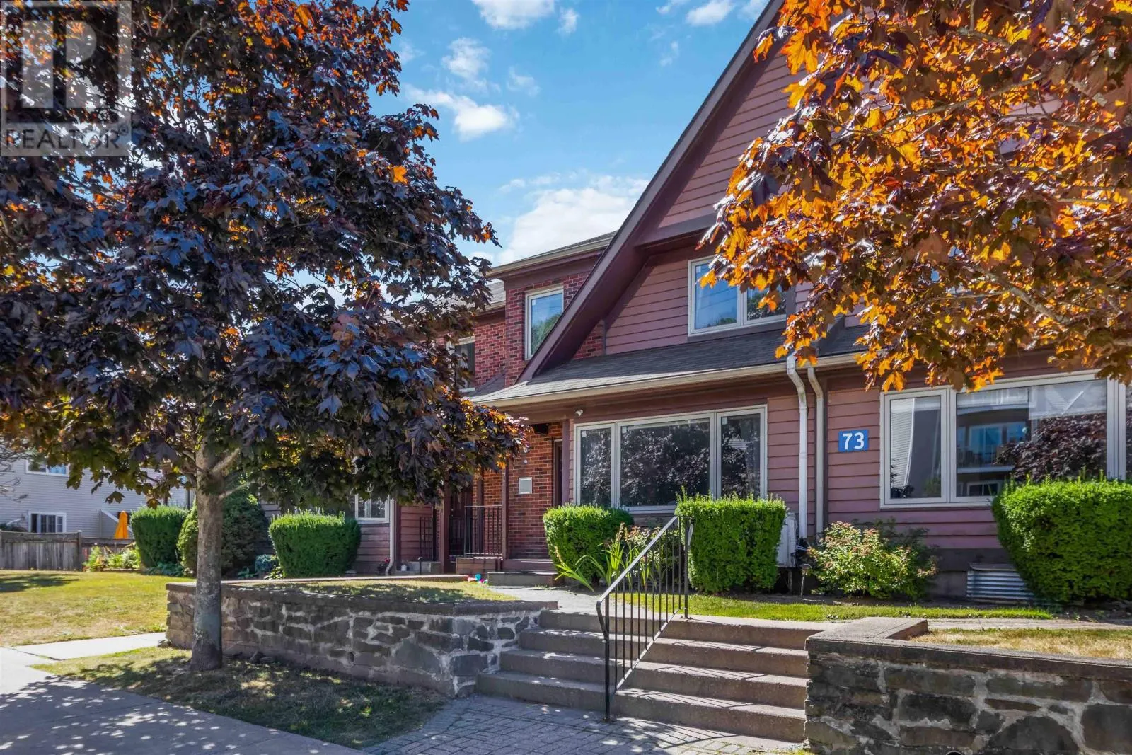 7 73 Collins Grove|Dartmouth