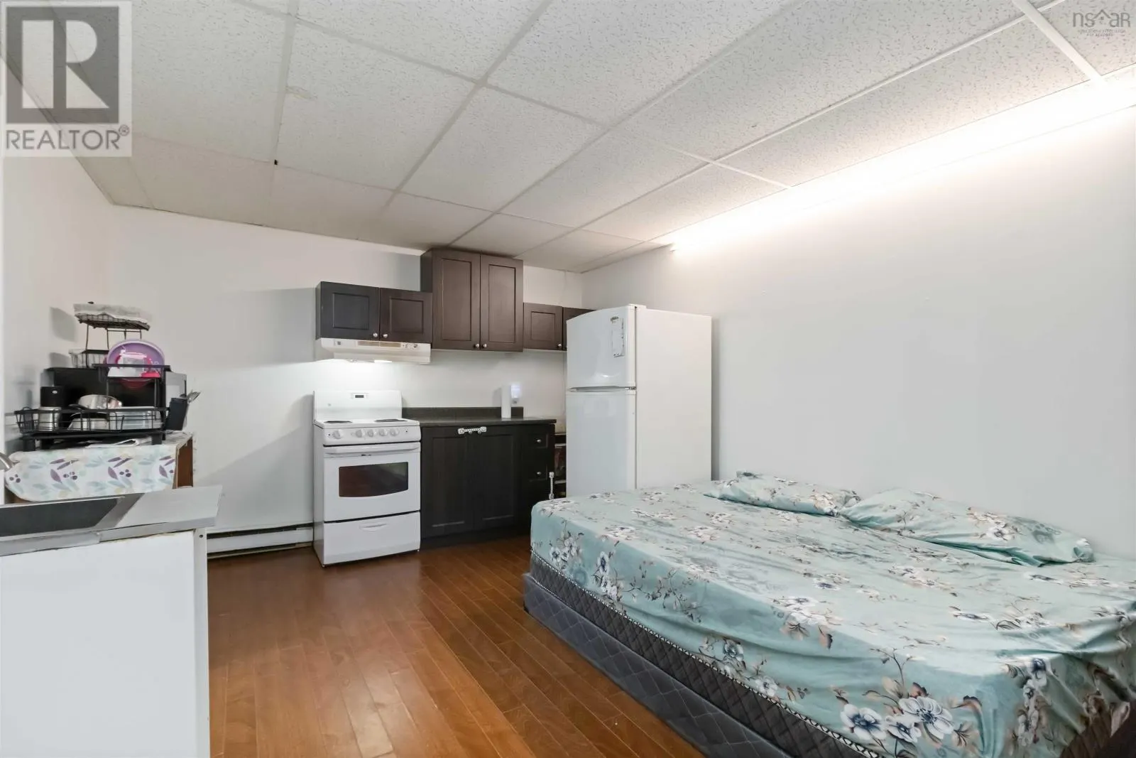 7 73 Collins Grove|Dartmouth