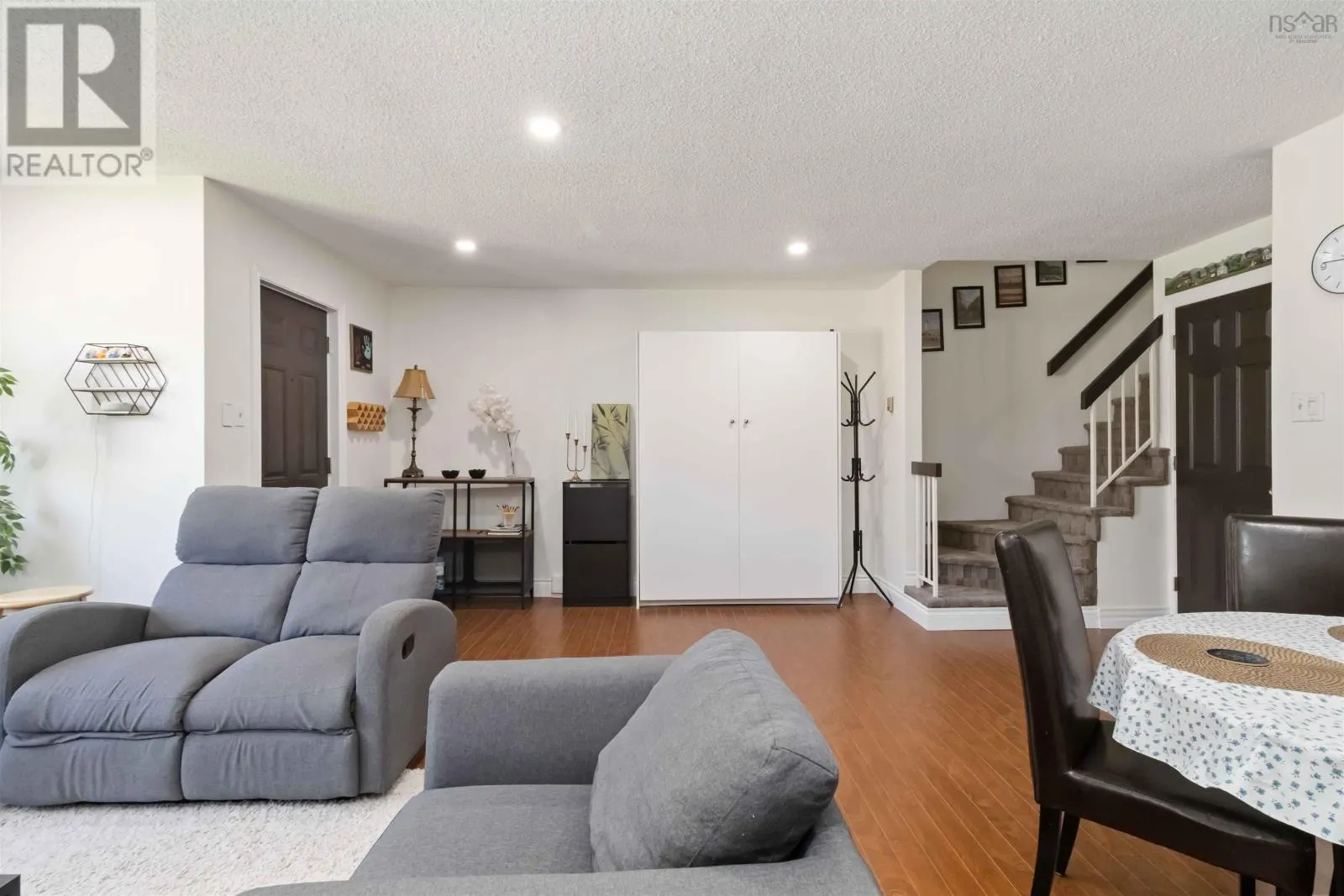 7 73 Collins Grove|Dartmouth