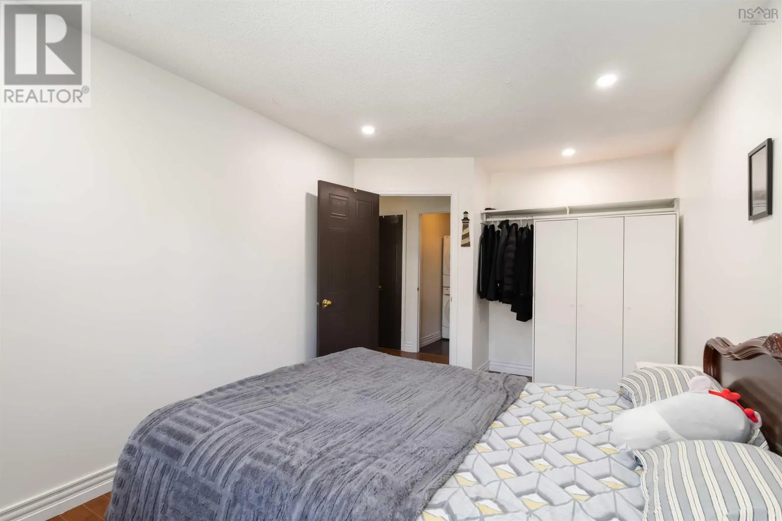 7 73 Collins Grove|Dartmouth
