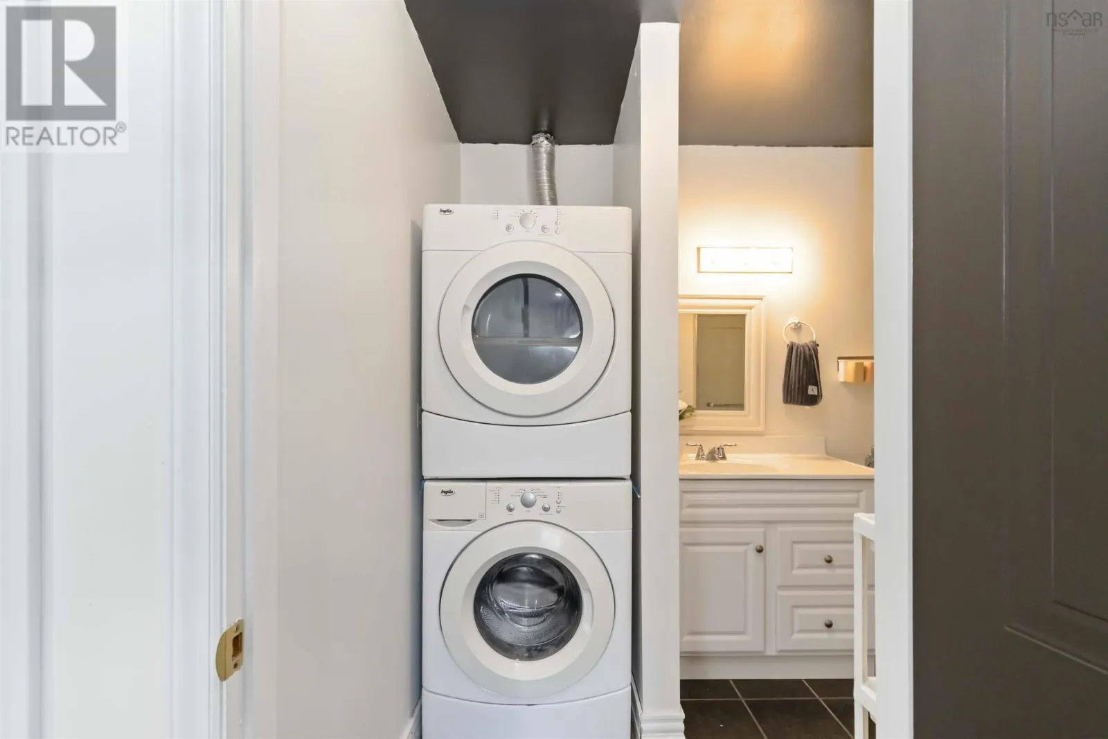 7 73 Collins Grove|Dartmouth
