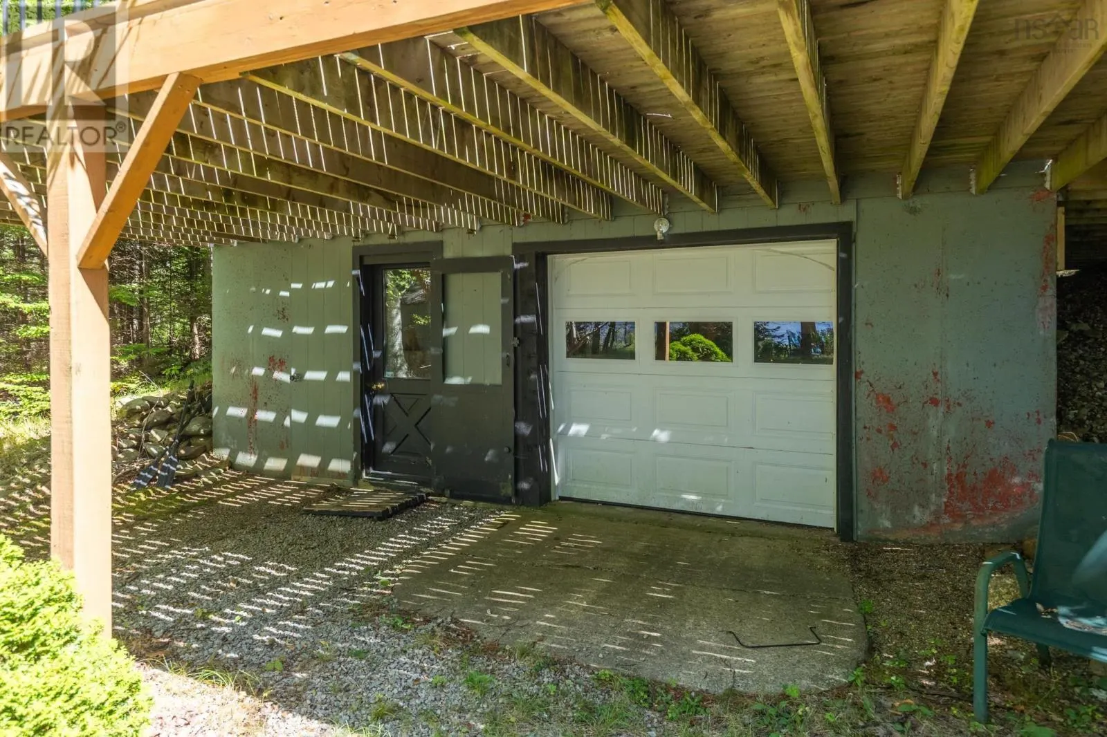 102 Third Lake Point Road