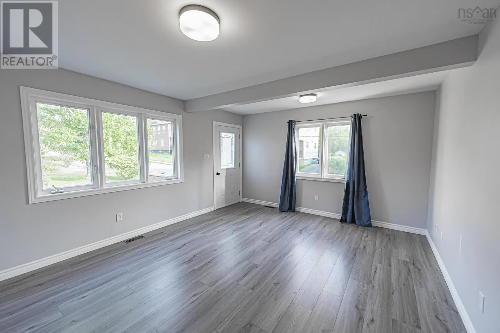 21 Grandview Avenue