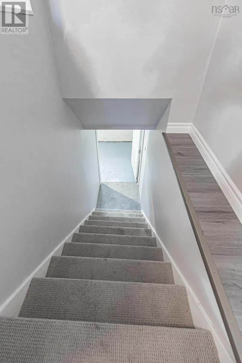 21 Grandview Avenue