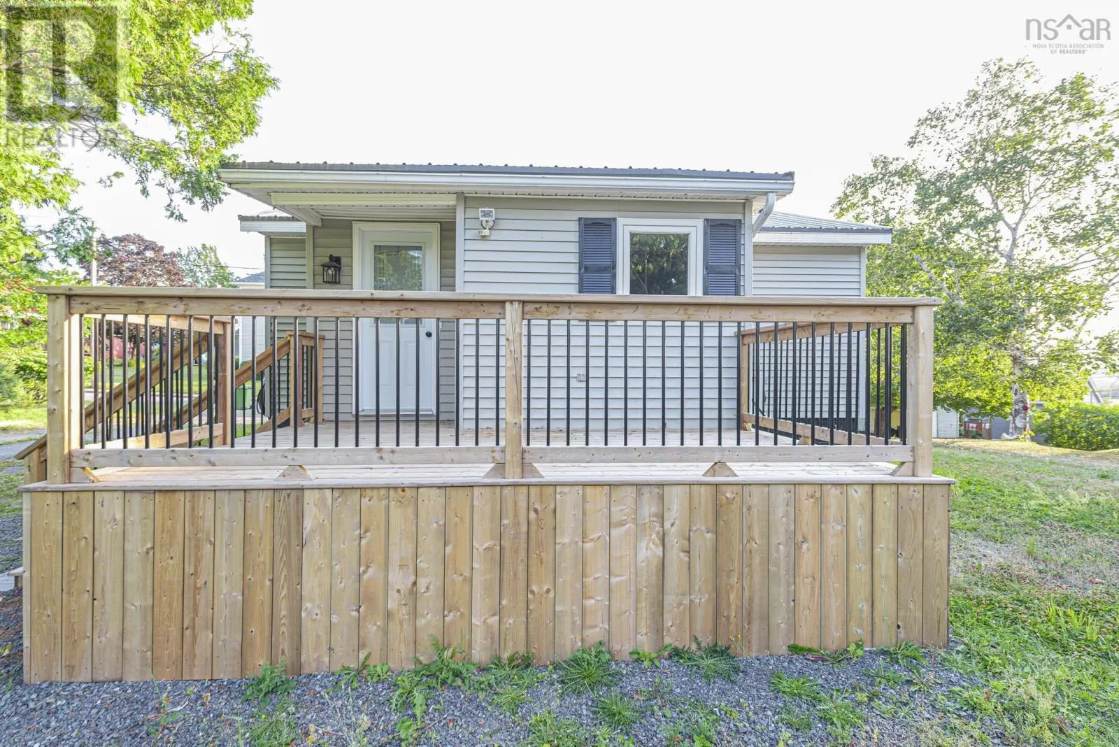 21 Grandview Avenue