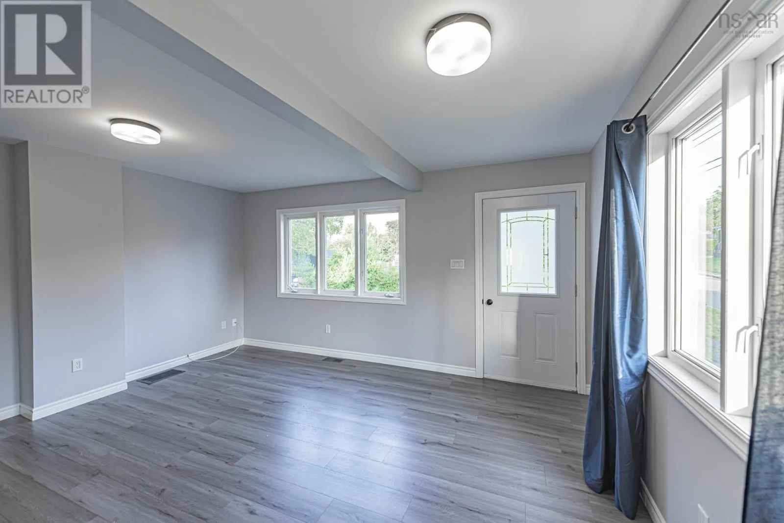 21 Grandview Avenue