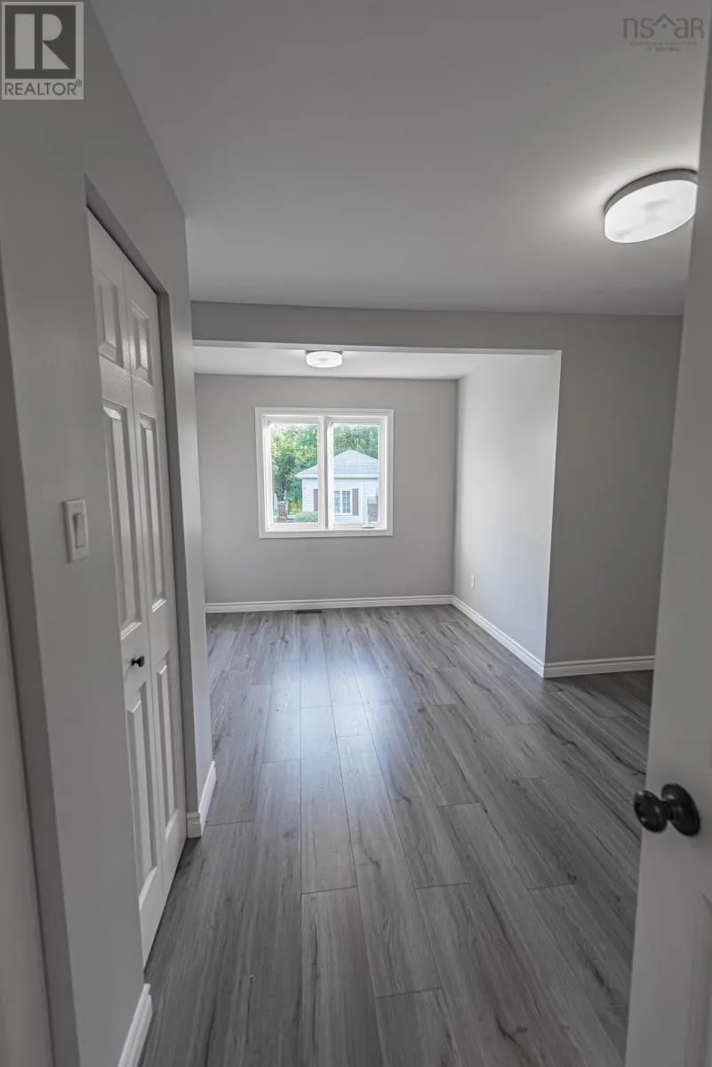 21 Grandview Avenue