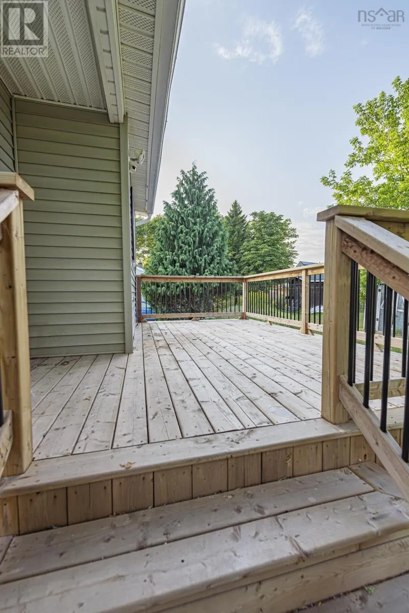 21 Grandview Avenue