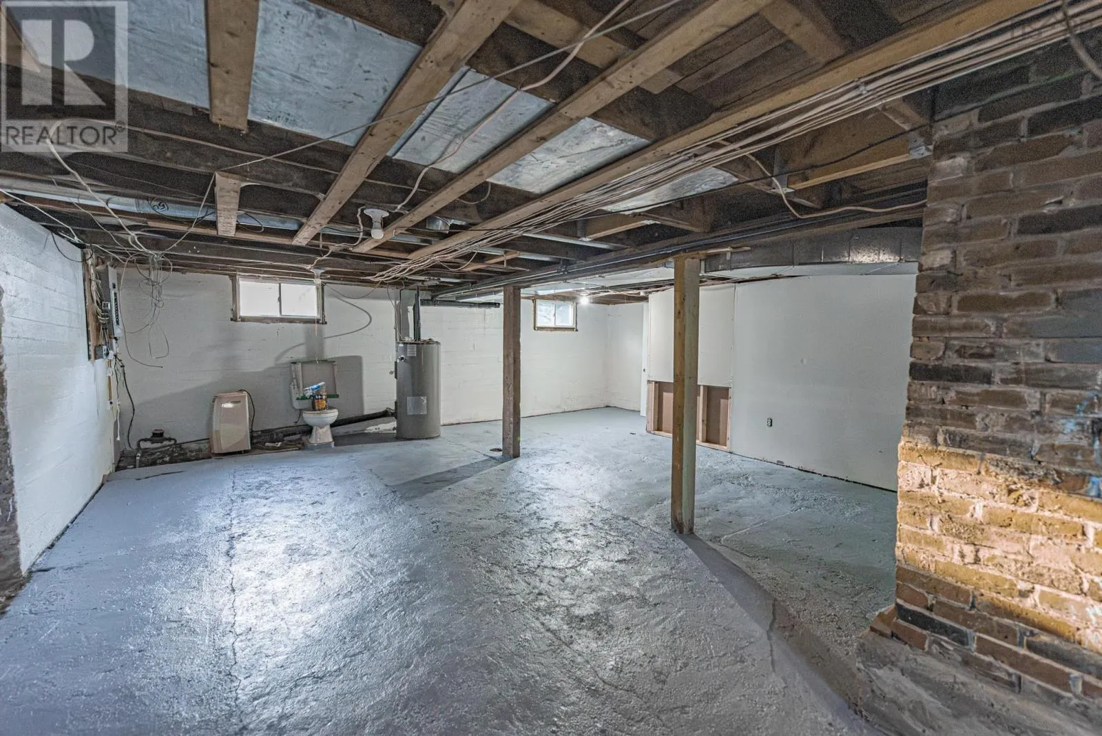 21 Grandview Avenue