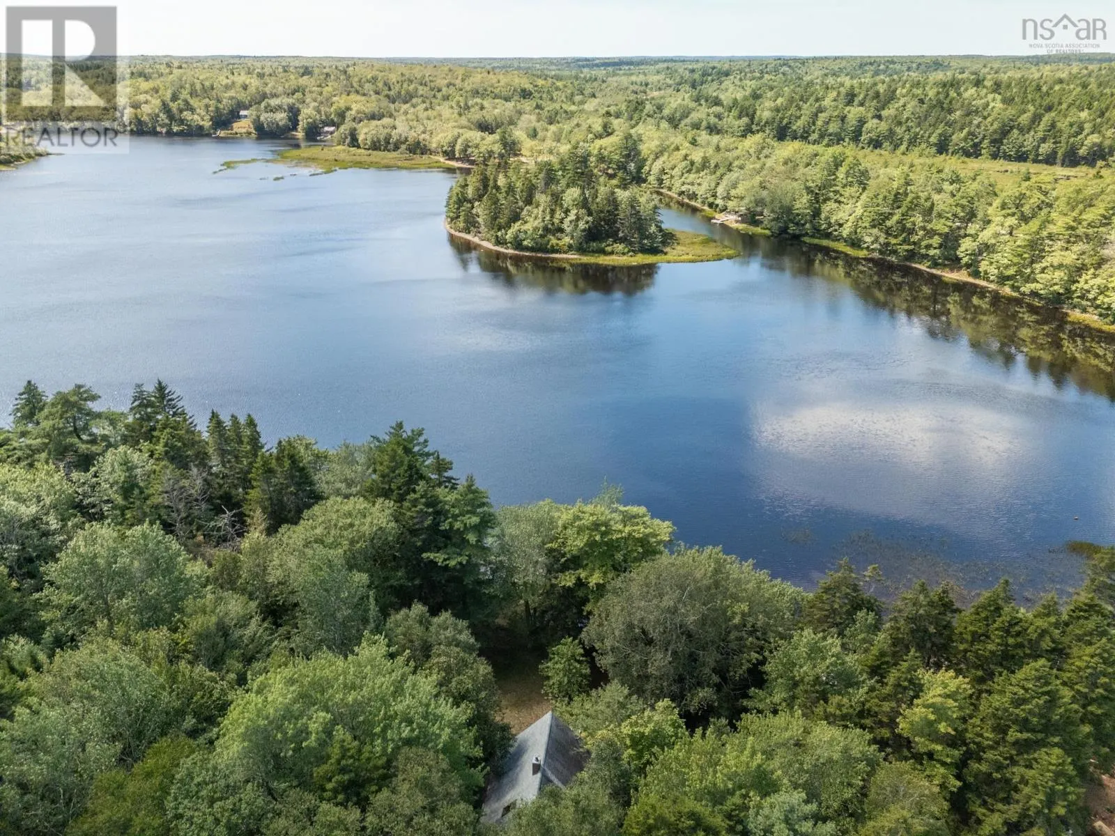 102 Third Lake Point Road