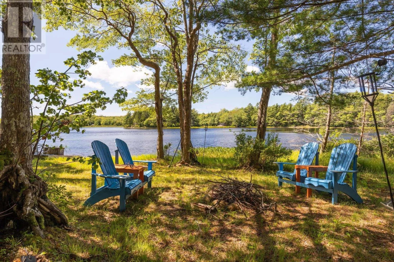 102 Third Lake Point Road