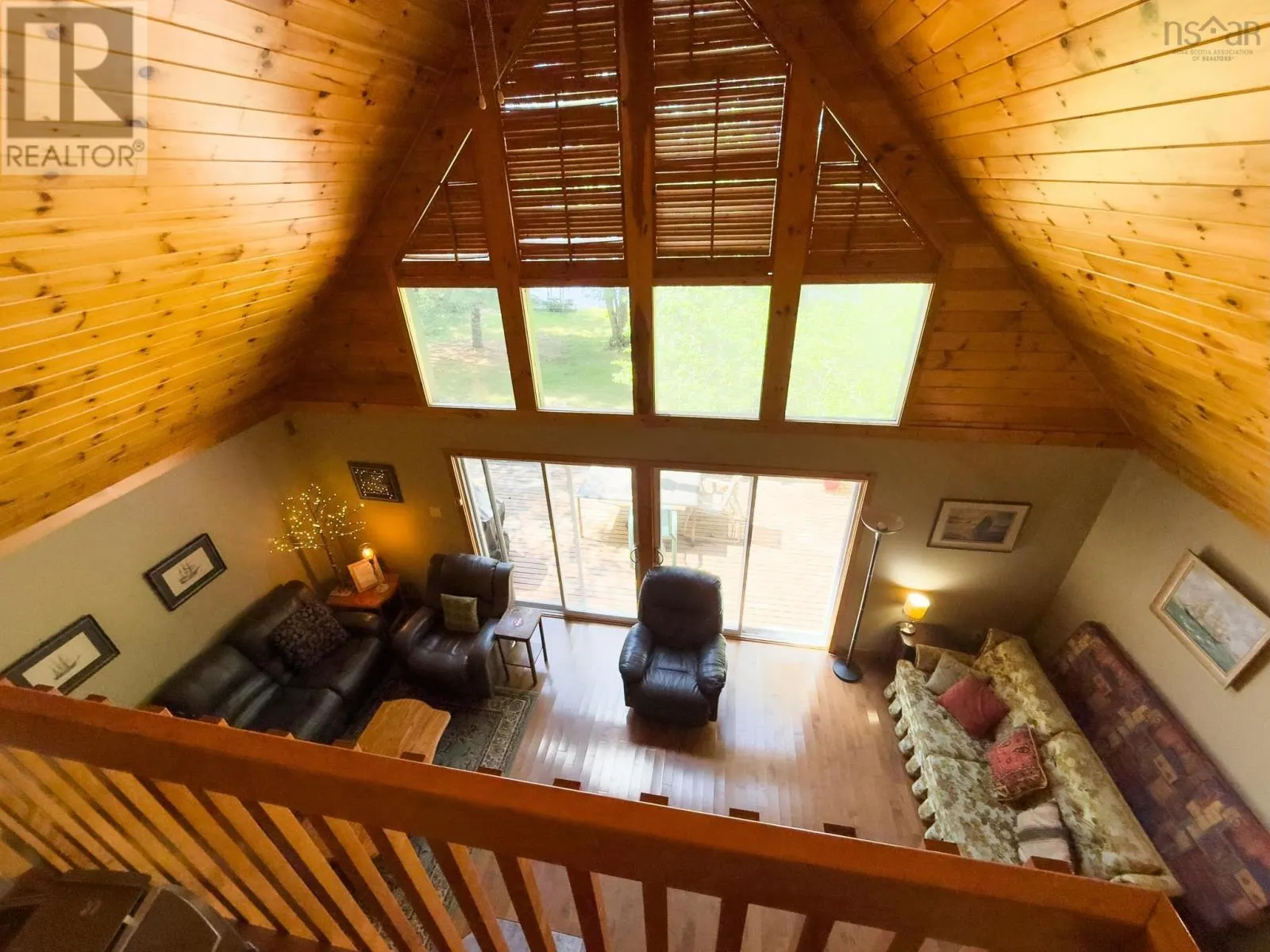 102 Third Lake Point Road