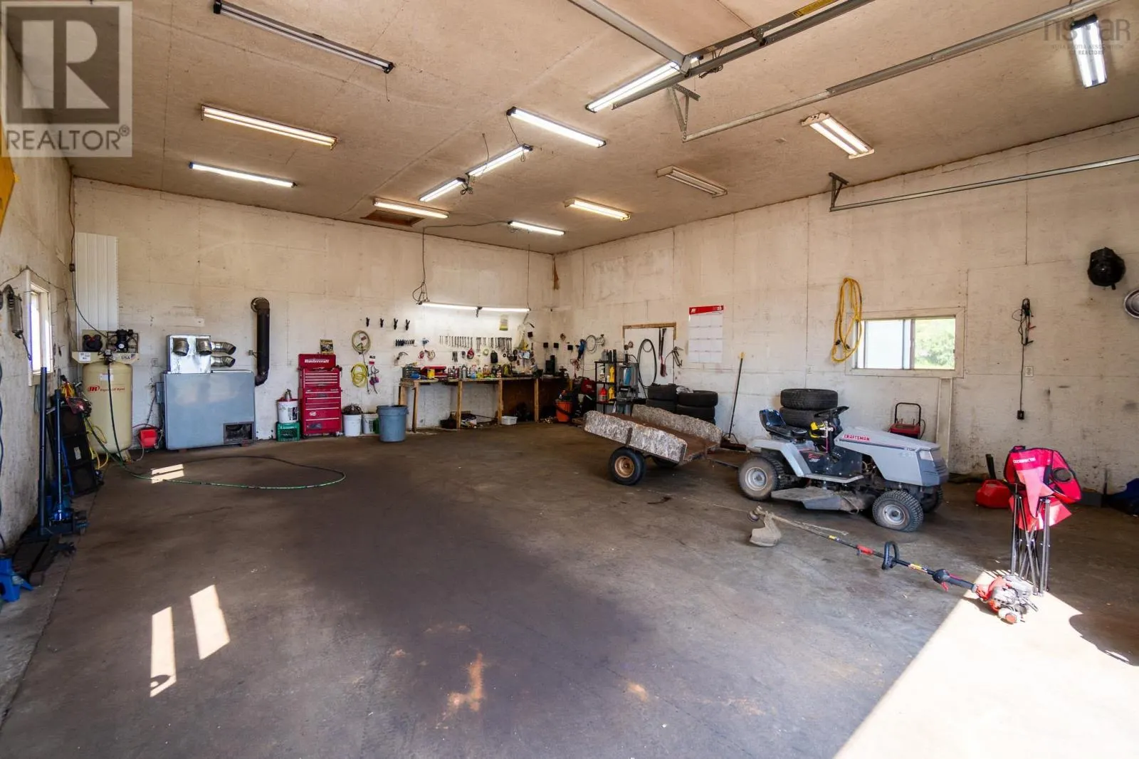 1477 Lakewood Road