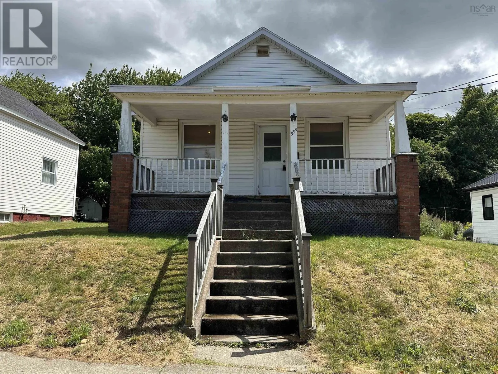 358 Royal Avenue