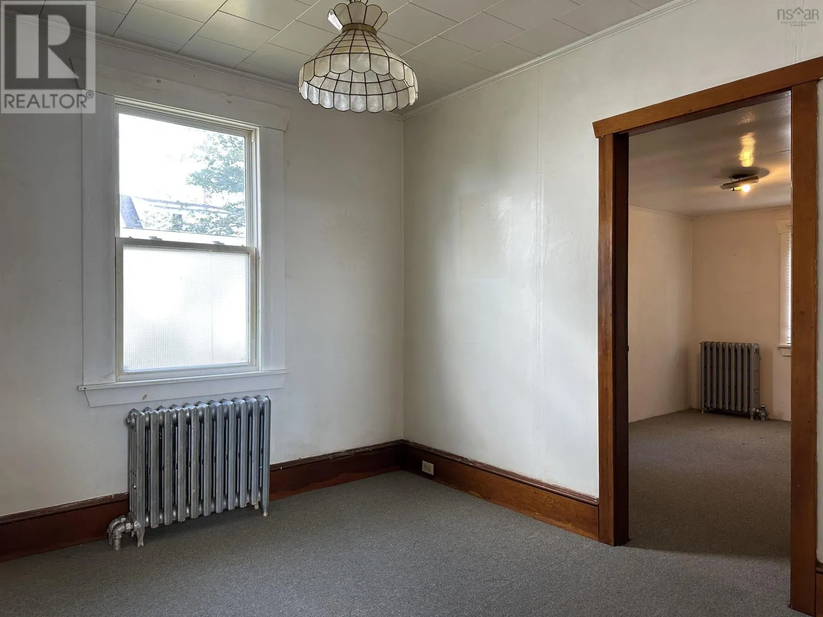 358 Royal Avenue