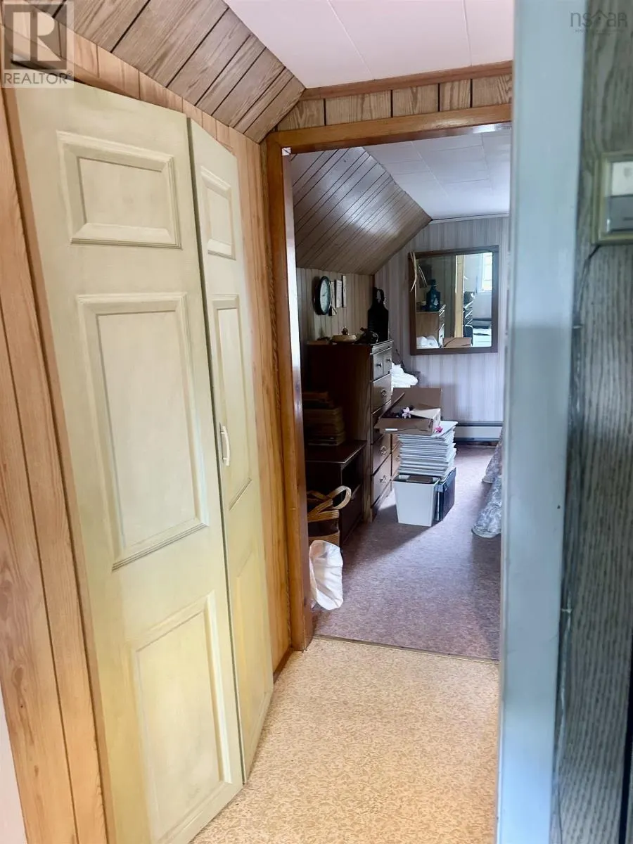 1316 Strathlorne-Scotsville Road