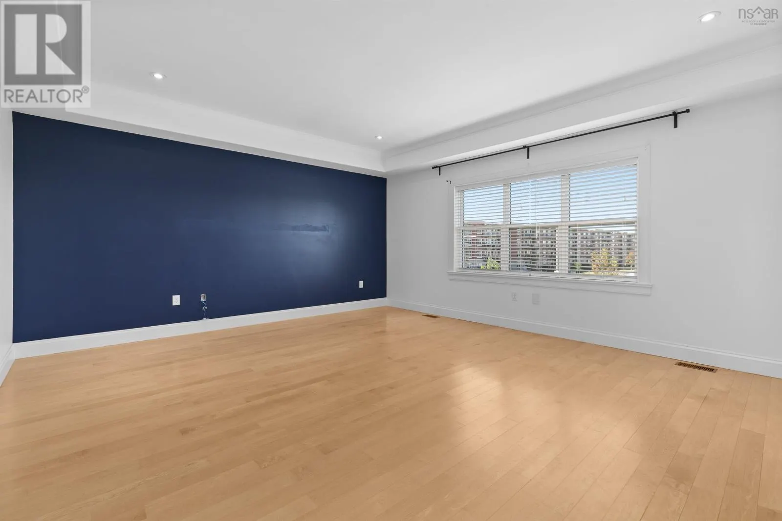 195 Peachtree Hill